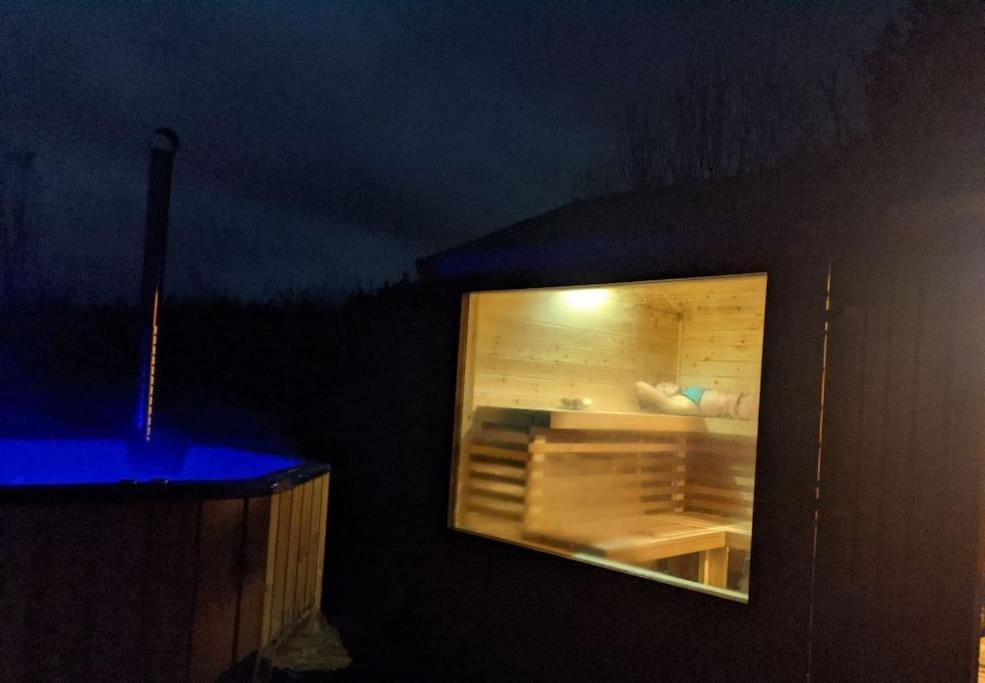 Secluded Private Cottage Hot-Tub, Sauna & Fire-Pit Carrick-on-Shannon Ngoại thất bức ảnh