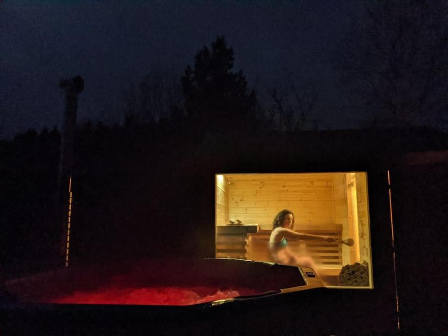 Secluded Private Cottage Hot-Tub, Sauna & Fire-Pit Carrick-on-Shannon Ngoại thất bức ảnh